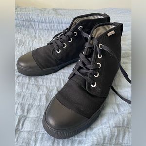 BANGS Onyx High Tops with box!